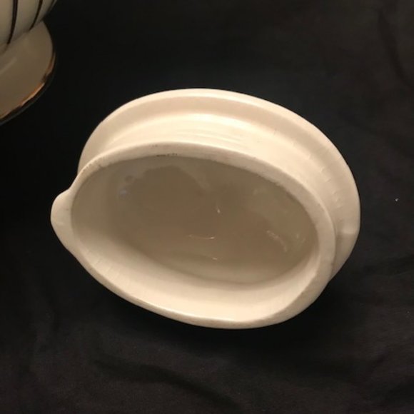 VINTAGE ARTHUR WOOD MAGIC LAMP STYLE TEAPOT - Picture 11 of 12